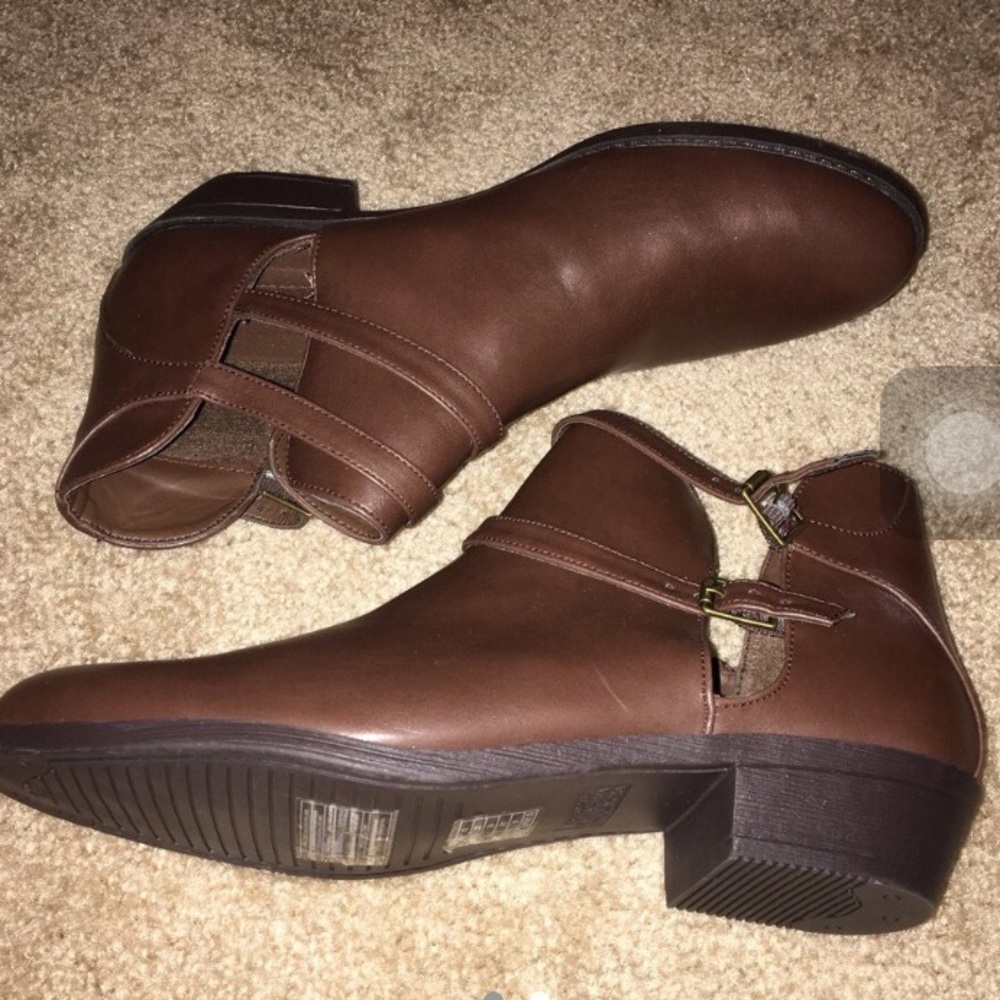 Forever 21 boots / booties